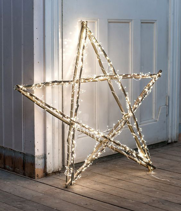 Source: https://www.sunfrog.com/tshirttee/merry-christmas